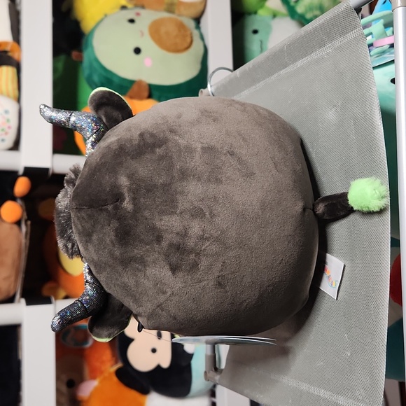 Squishmallows Catrina DOTD Sugar Skull Black Cow 8" - Picture 3 of 3